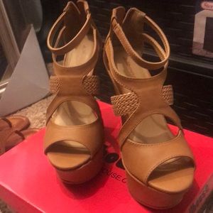 Dollhouse Wedge heels
